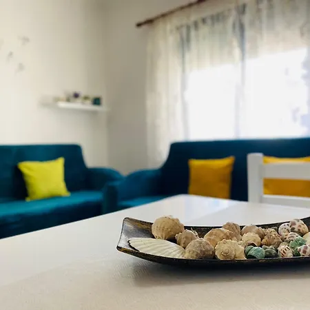 Sea Breeze Apartment