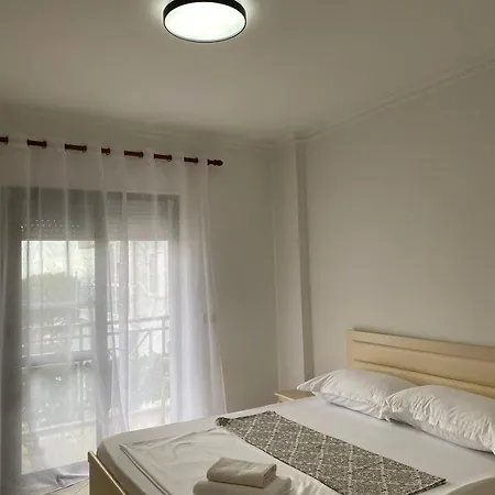 Apartment Sea Breeze *